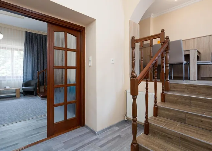 Illes Ξενοδοχείο