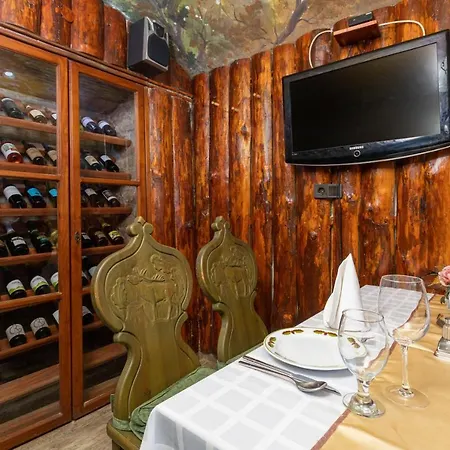 Illes Hotel Segedyn