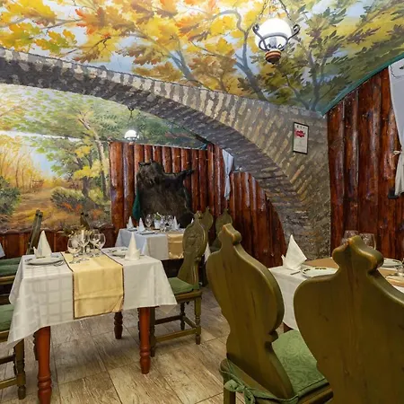 Illes Hotel Segedyn